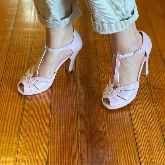 ModCloth Pink T-Strap Platform Rockabilly Heels - Picture 15 of 16